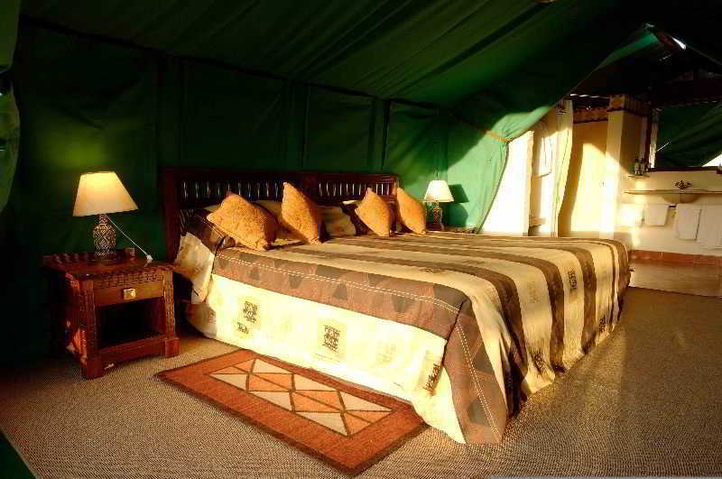 Sweetwaters Serena Camp Наньюкі Екстер'єр фото